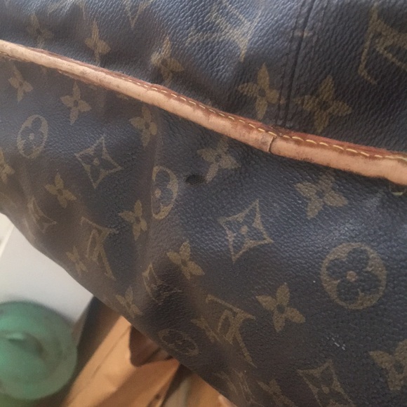 Louis Vuitton Garment Bag - Picture 8 of 8